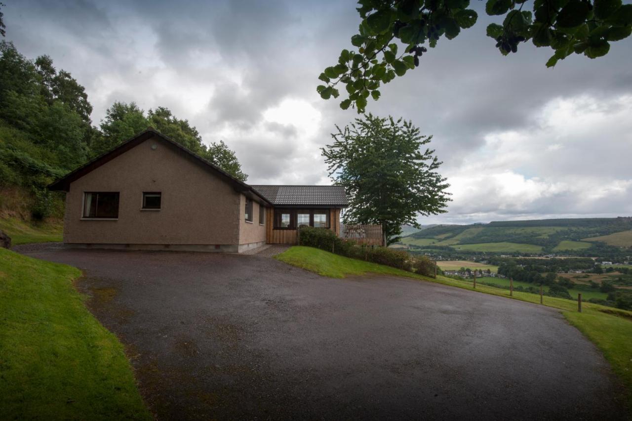 Villa Achmony Holidays Drumnadrochit Exterior foto